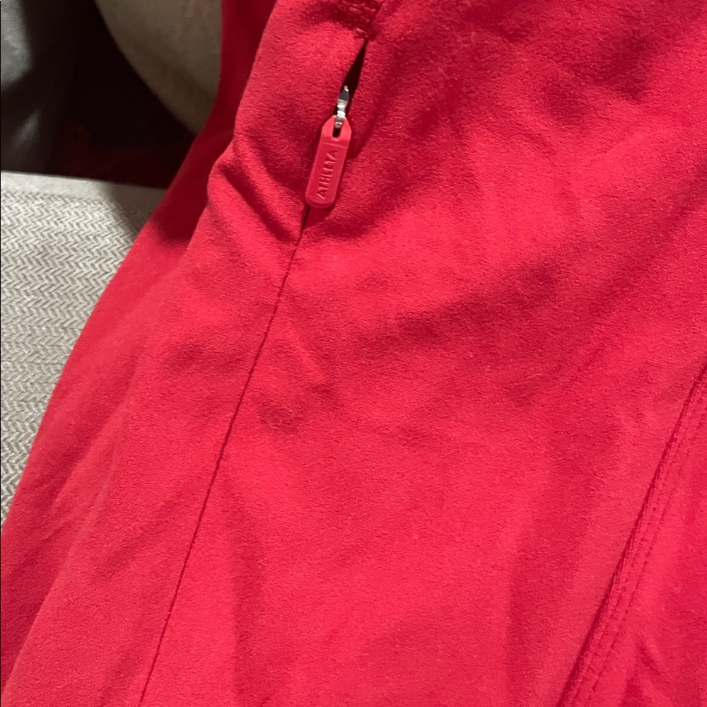 Athleta salutation half zip size small so so cute and comfortable - Picture 4 of 7